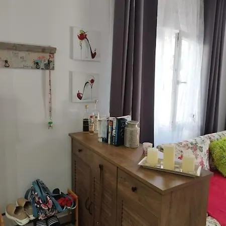 דירה Renovated With Garden And Parking Space Peraía