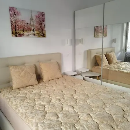 Apartmán Renovated With Garden And Parking Space Peraía